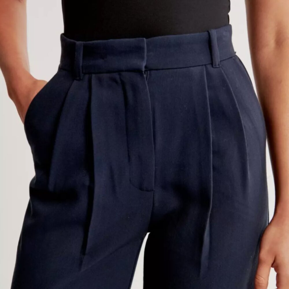 ABERCROMBIE & FITCH Sloane Tailored Wide Leg Pant - Navy Blue, Size 32/14